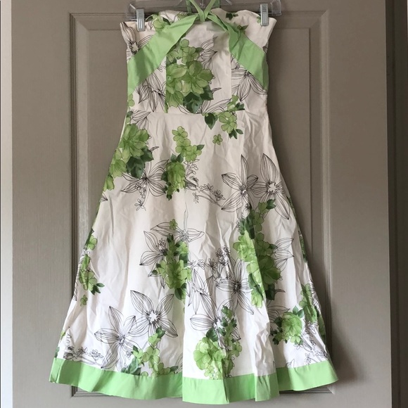 Summer dress - Picture 1 of 3